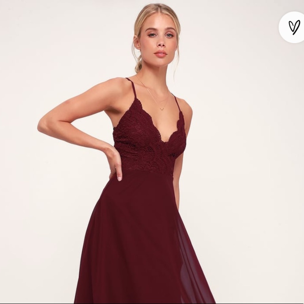 PRICE DROP!!! 💕
Lulu’s Burgundy Lace Maxi Dress